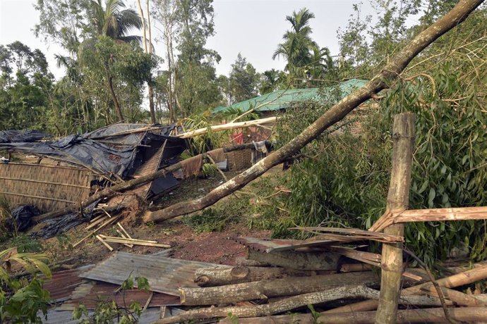 Imagen de archivo de una zona afectada por el ciclón 'Mocha' en Banglash.