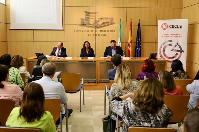 Encuentro Del Círculo Empresarial De Cuidados A Personas En Andalucía