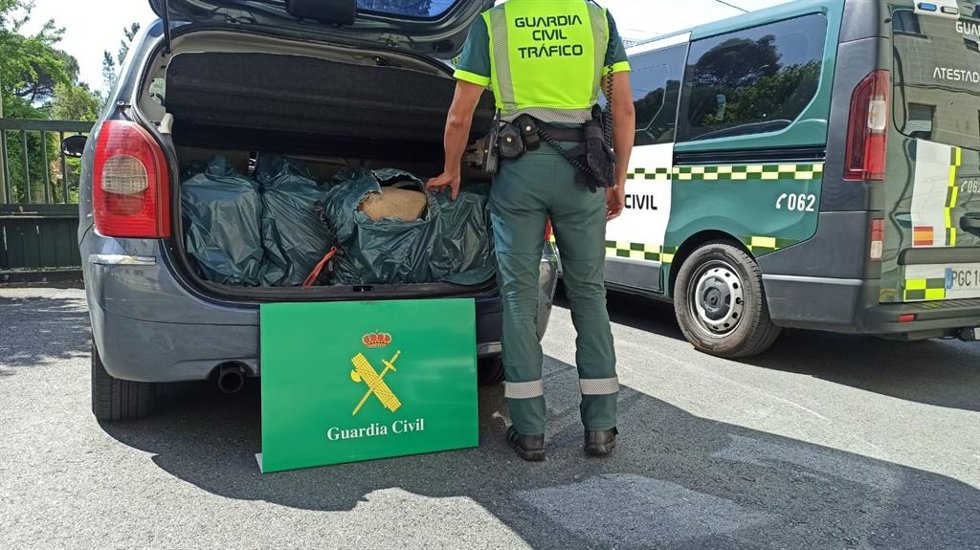Droga incautada en un control de velocidad