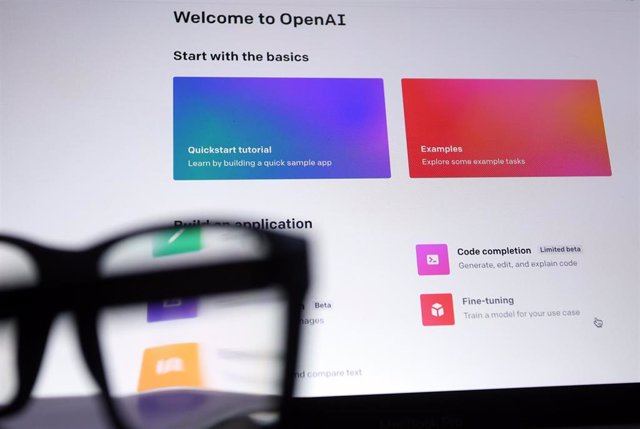 Archivo - FILED - 19 January 2023, Bavaria, Kempten: A view of the homepage of the artificial intelligence chatbot developed by OpenAI ChatGPT Photo: Karl-Josef Hildenbrand/dpa