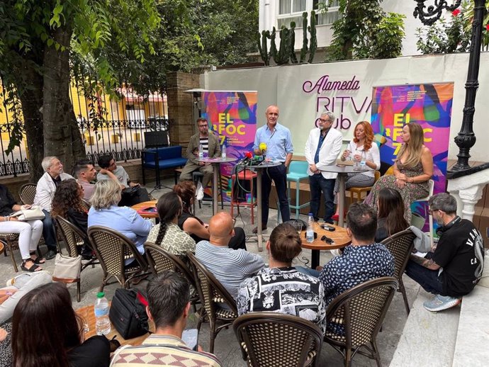 Nota De Prensa Y Fotografías. Foc, Festival Cultura Con Orgullo