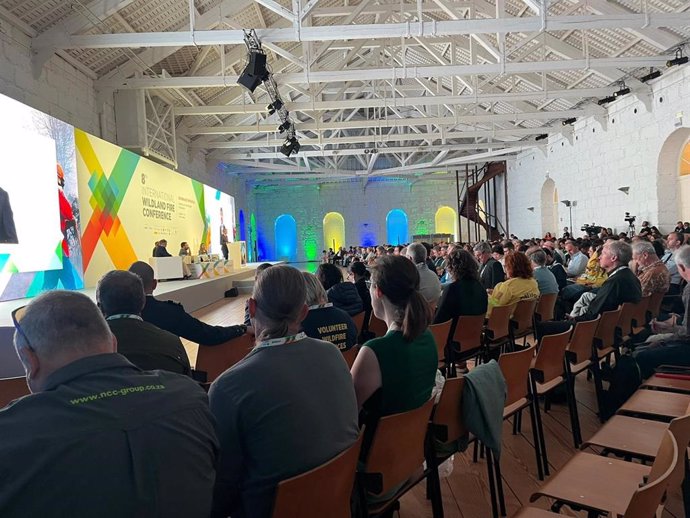 Una delegación de la Xunta asiste en Oporto a una conferencia internacional sobre incendios forestales.