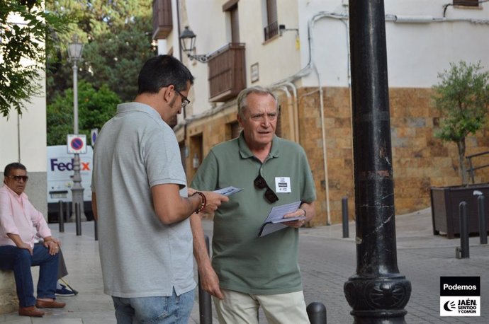 Visita del candidato Francisco Sánchez al barrio de La Magdalena