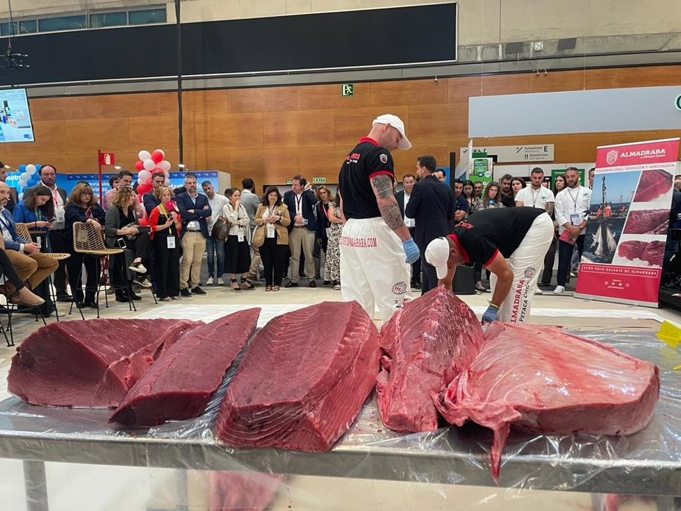 Ronqueo de atún en la II edición del Salón Carrefour España 2023.