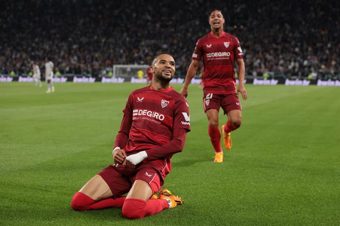 11 May 2023, Spain, Turin: Sevilla's Youssef En-Nesyri celebrates scoring his side's first goal during the UEFA Europa League semi final first leg soccer match between Juventus vs Sevilla at the Allianz Stadium. Photo: Jonathan Moscrop/CSM via ZUMA Pres
