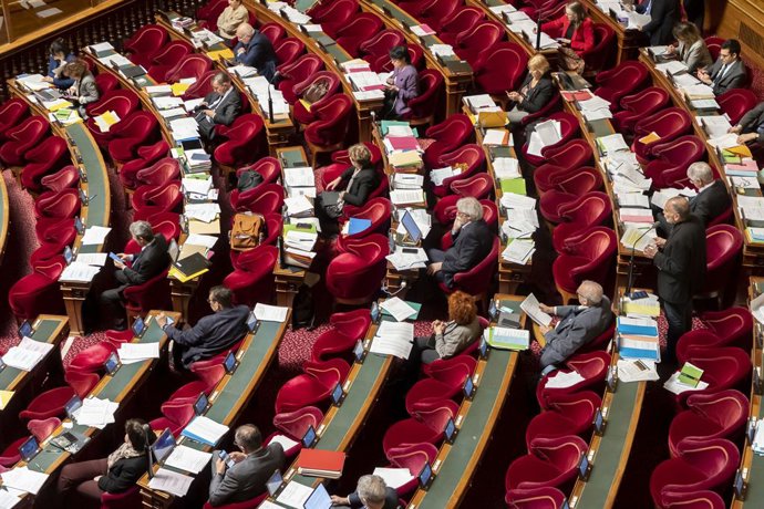 Archivo - March 10, 2023, Paris, France, France: Paris, France March 10, 2023 - Debate at the French Senate concerning pension reform  ..POLITIQUE, REFORME DES RETRAITES, SENAT, SENATEURS, DEBATS, VOTE, HEMICYCLE, PARLEMENTAIRE, DISCUSSION, ILLUSTRATION