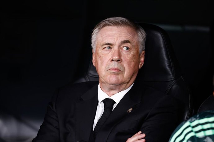 Carlo Ancelotti, durante un partido con el Real Madrid.