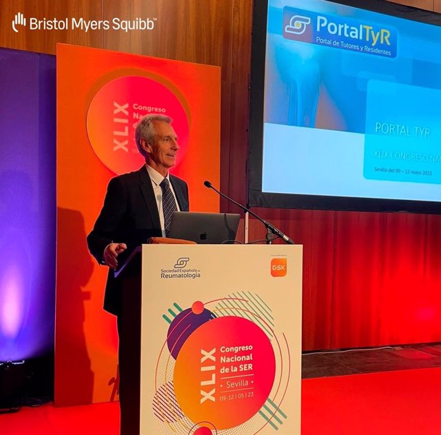 Javier Corral, director de la Unidad de Inmuno Ciencias de BMS España & Portugal, durante su intervención en el XLIX Congreso Nacional de la Sociedad Española de Reumatología