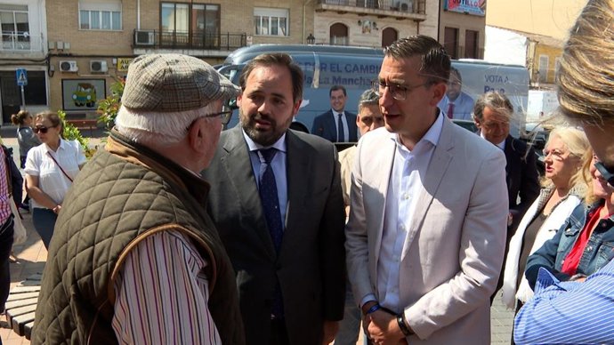 El candidato del PP a la Presidencia de Castilla-La Mancha, Paco Núñez, en Seseña