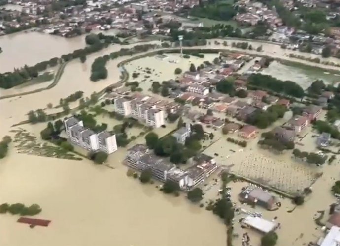 Vista desde el aire de la ciudad de Forlí, en la región italiana de Emilia Romaña