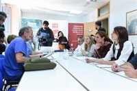 Maestre se compromete a que serán una prioridad de su gobierno los PAU, hoy "una suma de casas más que barrios"