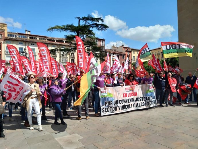 Trabajadores industria del vino piden un convenio que recupere su poder adquisitivo y no descartan huelga en vendimias