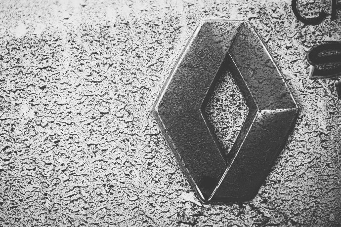 Logo Renault Clio RS Line Rally5 during the Rallye Terre des Causses 2023, 1st round of the Championnat de France des rallyes Terre 2023, from April 1 to 2, 2023 in Capdenac, France - Photo Bastien Roux / DPPI