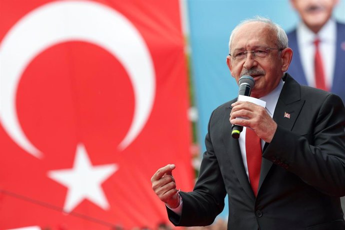 El candidato opositor a la Presidencia de Turquía, Kemal Kilidaroglu