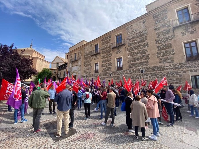 Concentración de trabajadoras de limpieza en Toledo