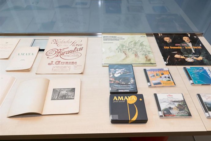 Donación del archivo familiar del compositor Jesús Guridi a la Fundación Sancho el Sabio