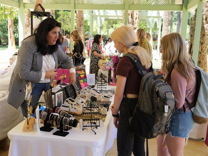 Cruz de Mayo de Nuevo Futuro Sevilla.