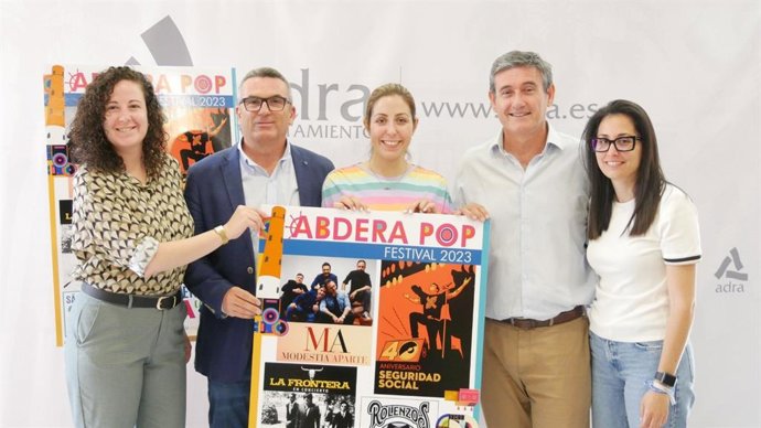 Manuel Cortés presenta el I Abdera Pop Festival de Adra (Almería)