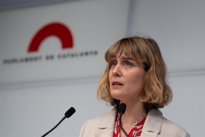 Archivo - La líder de los comuns en el Parlament, Jéssica Albiach, en rueda de prensa en la Cámara catalana