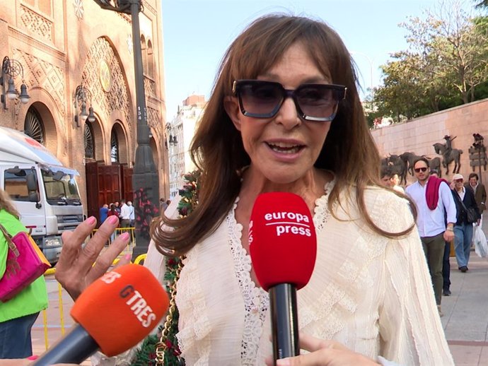 MARI ÁNGELES GRAJAL EN LA PLAZA DE TOROS DE LAS VENTAS, MADRID