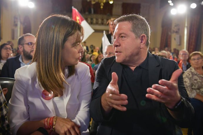 La candidata del PSOE a la alcaldía de Ciudad Real, Pilar Zamora, y el presidente de Castilla-La Mancha, Emiliano García-Page