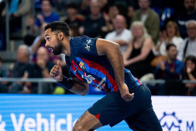 Melvyn Richardson, durante un partido con el Bara.