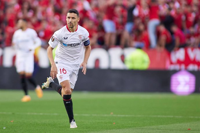 Jesus Navas of Sevilla FC in action during the UEFA Europa League semi-final second leg match between Sevilla FC v Juventus at Estadio Ramon Sanchez Pizjuan on May 18, 2023 in Sevilla, Spain.