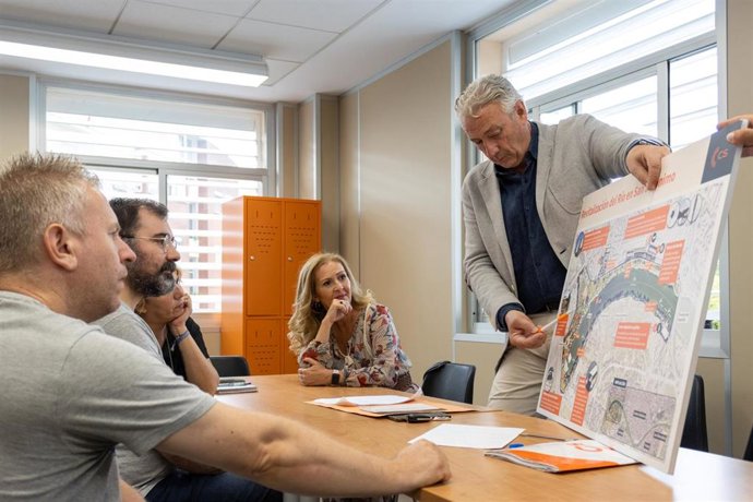 Ciudadanos (Cs)  Aumesquet (Cs) Presenta Un Plan Para Revitalizar El Río En San Jerónimo Con Museos, Puerto Deportivo, Auditorio Y Bus Fluvial