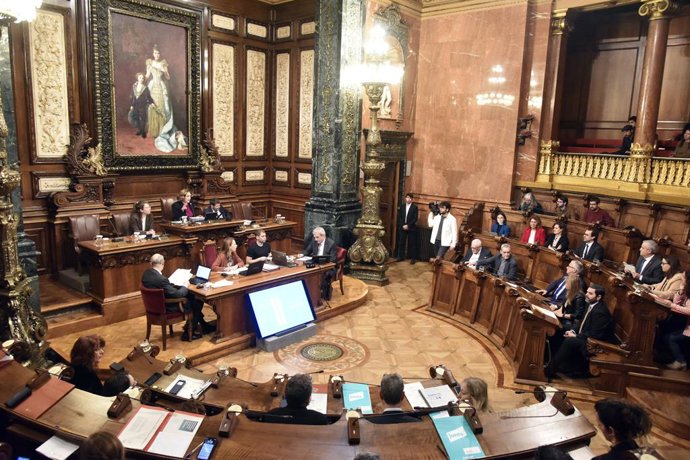 Archivo - El ple de l'Ajuntament de Barcelona