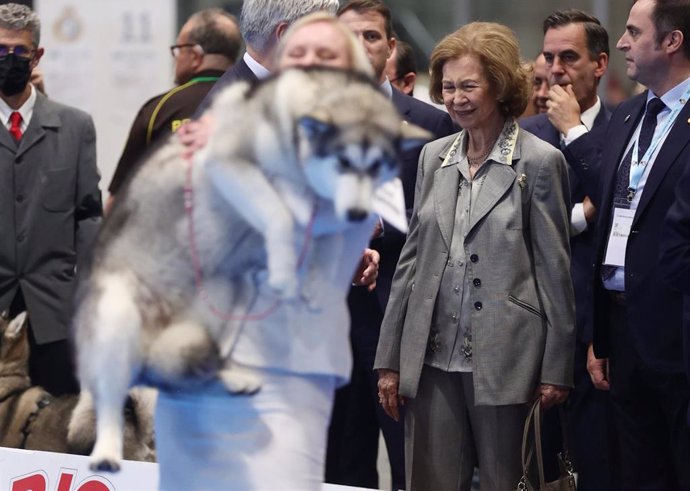 Archivo - La Reina Sofía durante la inauguración de la World Dog Show, en la Feria de Madrid, Ifema, a 24 de junio de 2022, en Madrid (España). La feria World Dog Show es la mayor feria canina a nivel mundial y se celebra en Ifema hasta el próximo domin