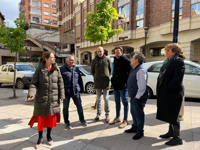 A La Izda, Belén Izquierdo Se Reúne Con Asociaciones Empresariales De Soria