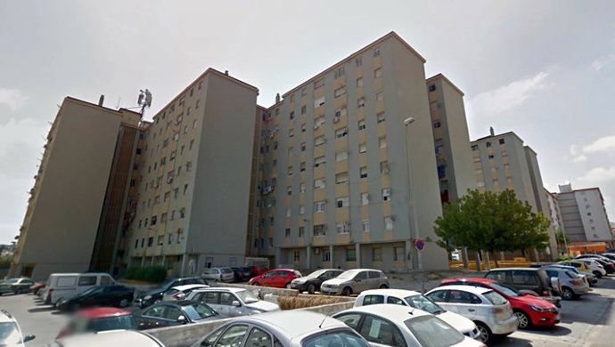 Adjudicadas por más de 670.000 euros las obras de accesibilidad para 332 viviendas en la barriada de El Saladillo de Algeciras (Cádiz)