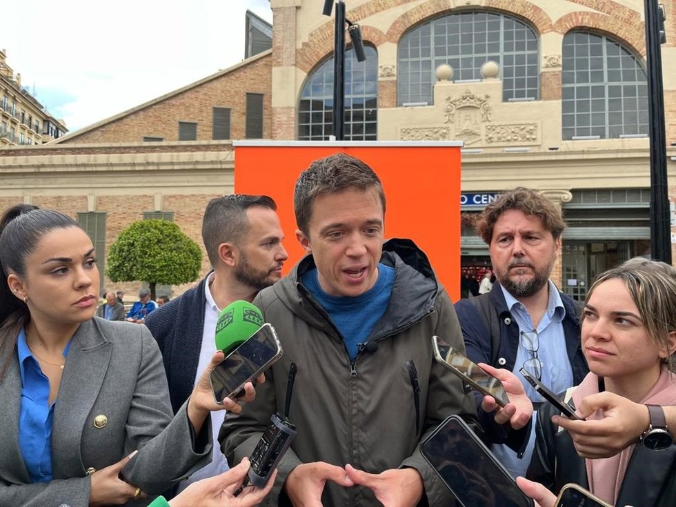 El presidente de Más País, Íñigo Errejón, y el alcaldable de Compromís por Alicante, Rafa Mas.