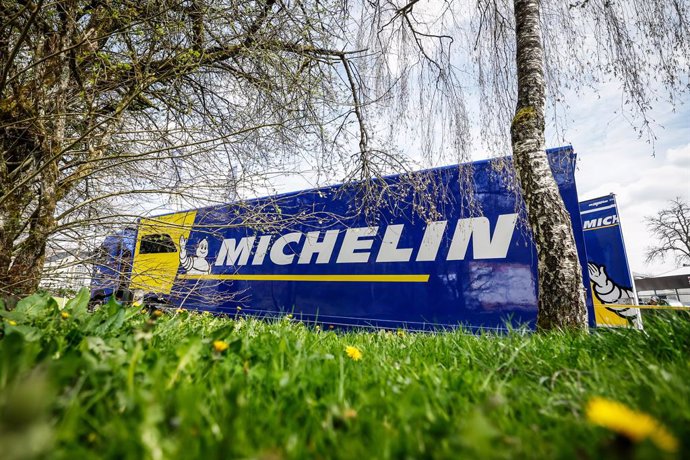 Archivo - Un camión de Michelin.