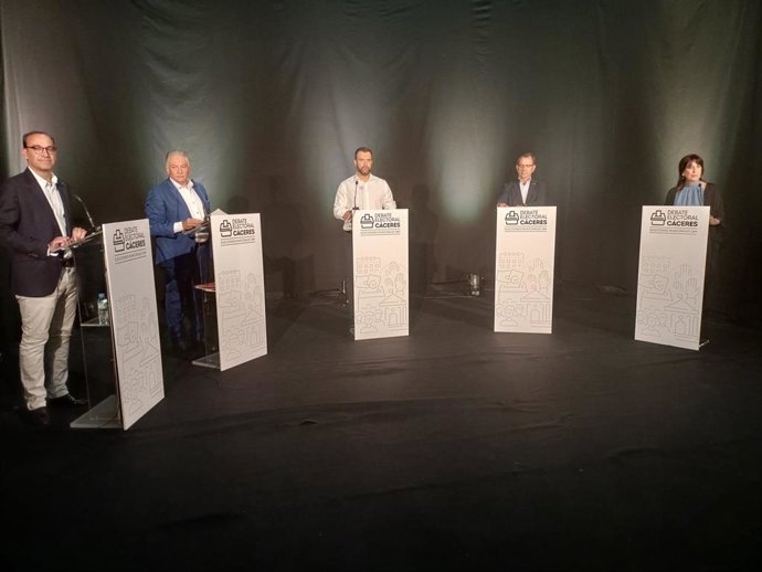 Debate electoral de los candidatos a la Alcaldía de Cáceres de los partidos con representación en el ayuntamiento
