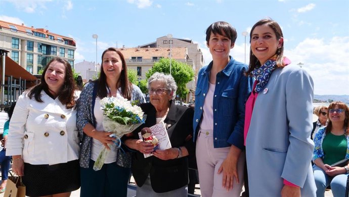 Fwd: 28M Pontón Acto Homenaxe Xermana Lima