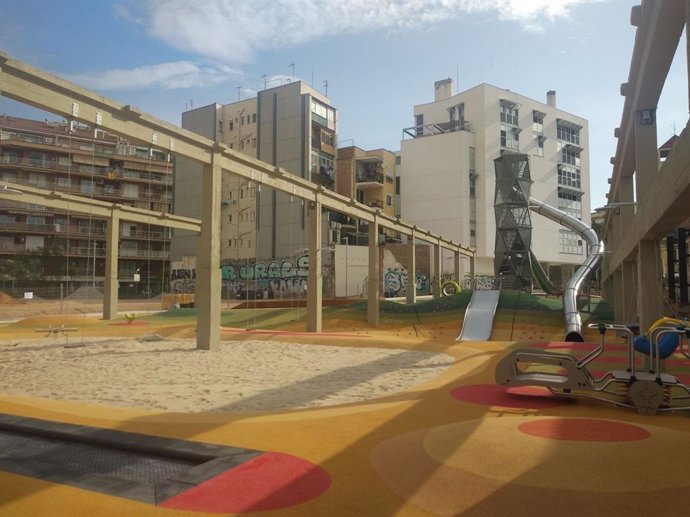La nova rea de joc infantil de Can Batlló a Sants-Montjuc