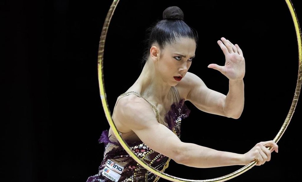 La gimnasta española Polina Berezina, durante una competición.