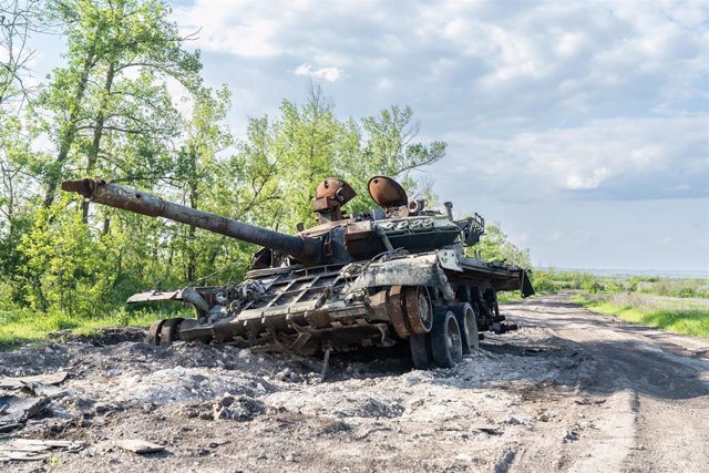 Tanque ruso destruido en Ucrania