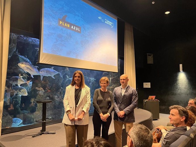 La candidata de Foro a la Alcaldía de Gijón, Carmen Moriyón, en la presentación de un centro de I+D y otro destinado a la recuperación marina en los terrenos de Naval Gijón