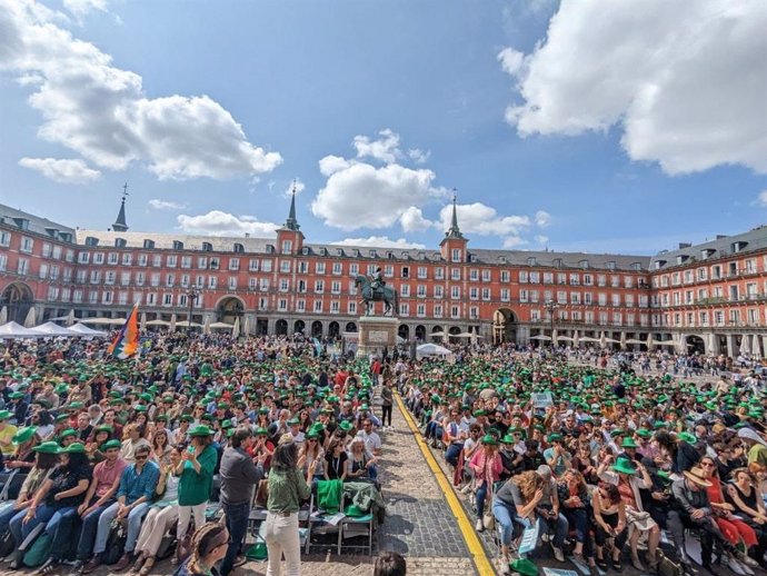 Mitin de Más Madrid en la Plaza Mayor de Madrid