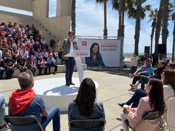 El primer secretari del PSC, Salvador Illa, en un acte del partit a Castelldefels