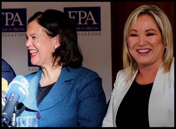 Archivo - Las líderes del Sinn Féin, Mary Lou Macdonald y Michelle O'Neill