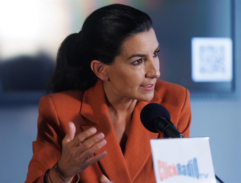 La candidata de VOX a la Presidencia de la Comunidad de Madrid, Rocío Monasterio, interviene durante un desayuno informativo organizado por la Federación de Asociaciones de Radio y Televisión (ARTVE), en el Casino de Gran Vía, a 3 de mayo de 2023, en Ma