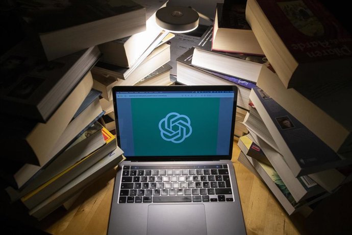 Archivo - Software del programa de inteligencia artificial ChatGPT 