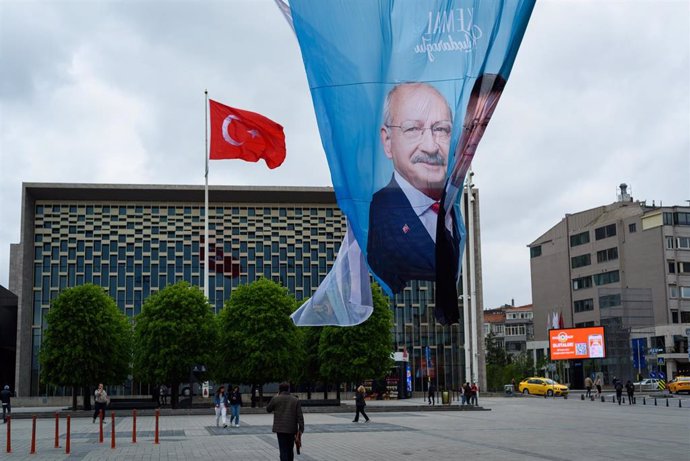 Cartel electoral en Estambul