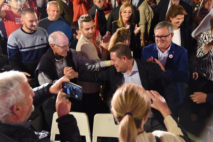 El candidato del PSOE a la Presidencia de C-LM, Emiliano García-Page, en Hellín.