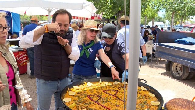 El candidato del PP a la Presidencia de C-LM, Paco Núñez, en Socuéllamos