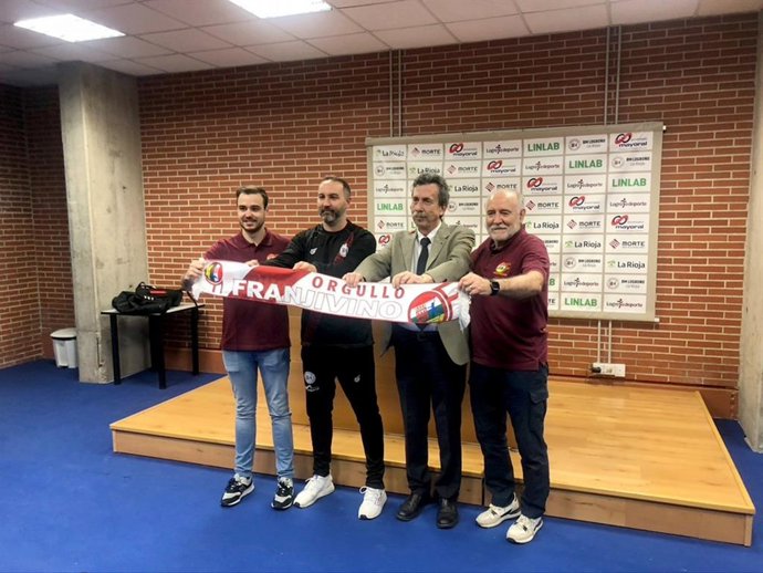 La peña Orgullo Franjivino y el equipo Ciudad de Logroño organizan una recogida de alimentos