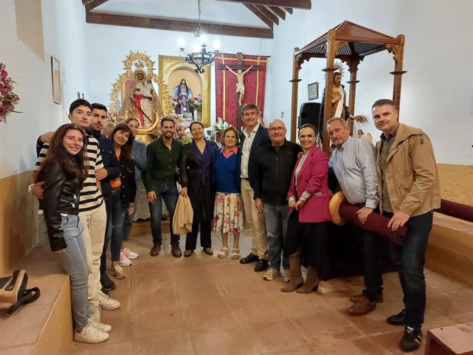 La consejera de Agricultura, Pesca, Agua y Desarrollo Rural, Carmen Crespo, en las fiestas la barriada abderitana de Barranco Almerín en honor a San Isidro Labrador y Santa María de la Cabeza